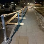 Tilbúnir staurar undir steypu í Skógarhlíð