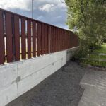 Nýja og gamla grindverkið mætast